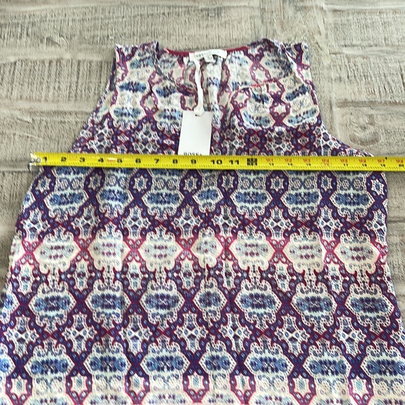 Rose + Olive Sleeveless Shirt - Picture 6 of 6